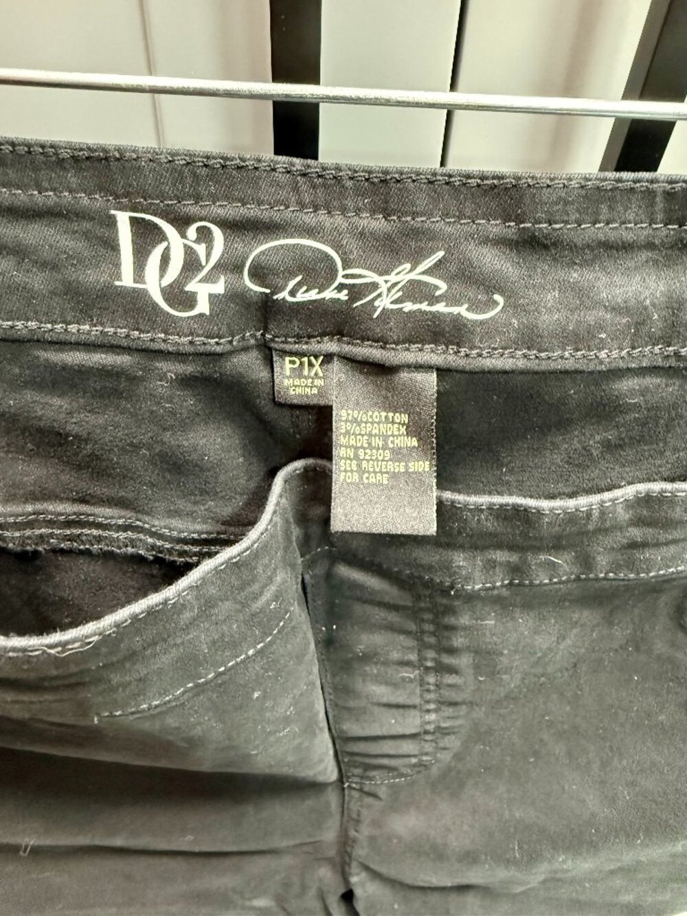 DG2 Diane Gilman Black Stretch Pants Jeans Petite P1X 1X NWT
